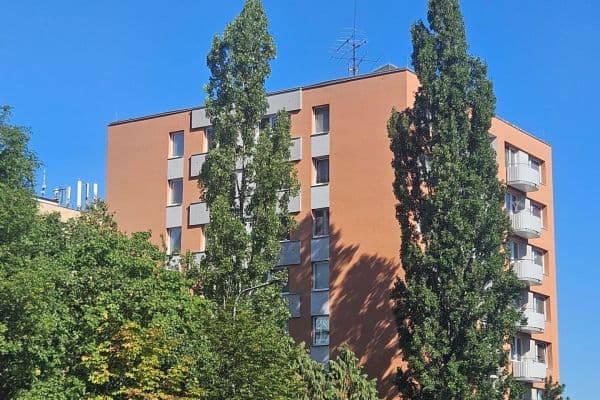 Predaj bytu 2-izbový 67 m², Plukovníka Mráze, Praha Predaj bytu 2-izbový 67 m², Plukovníka Mráze, Praha