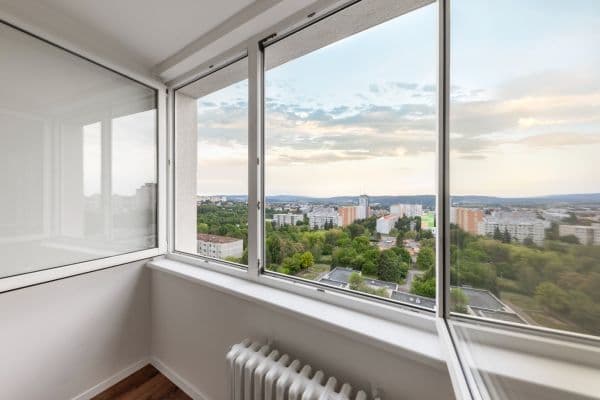 Predaj bytu 3-izbový 70 m², Poljanovova, Praha Predaj bytu 3-izbový 70 m², Poljanovova, Praha