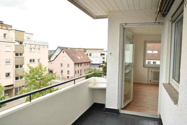 Predaj bytu 3-izbový 75 m², Leonberg Predaj bytu 3-izbový 75 m², Leonberg