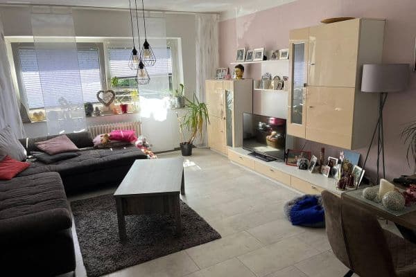 Prenájom bytu 2-izbový 78 m², BreiteStr. 11, Marl Prenájom bytu 2-izbový 78 m², BreiteStr. 11, Marl