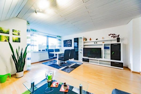 Prenájom bytu 2-izbový 61 m², Künzelsauer Straße 21, Stuttgart, Bádensko-Wurttembersko Prenájom bytu 2-izbový 61 m², Künzelsauer Straße 21, Stuttgart, Bádensko-Wurttembersko