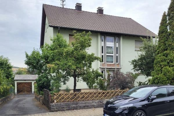 Predaj domu 271 m², pozemok 743 m², Tauberbischofsheim Predaj domu 271 m², pozemok 743 m², Tauberbischofsheim