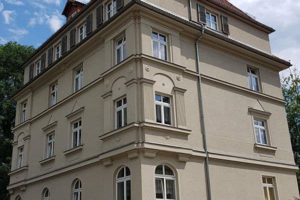 Prenájom bytu 2-izbový 58 m², Bahnhofstraße 4, Reichenbach, Sasko Prenájom bytu 2-izbový 58 m², Bahnhofstraße 4, Reichenbach, Sasko