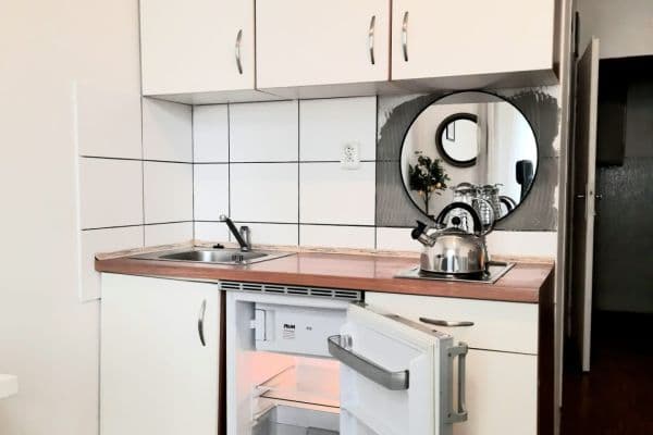 Prenájom bytu 1-izbový 25 m², Krásova, Praha Prenájom bytu 1-izbový 25 m², Krásova, Praha