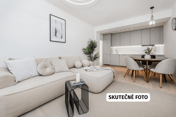 Predaj bytu 3-izbový 55 m², K Louži, Praha Predaj bytu 3-izbový 55 m², K Louži, Praha