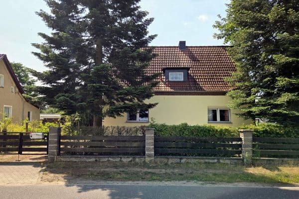 Predaj domu 195 m², pozemok 800 m², Röntgenstrasse 76, Grünheide Predaj domu 195 m², pozemok 800 m², Röntgenstrasse 76, Grünheide