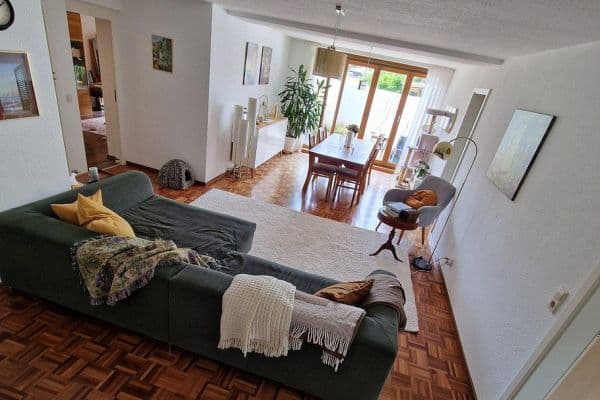 Prenájom bytu 3-izbový 98 m², Hauptstrasse 90, Winnenden Prenájom bytu 3-izbový 98 m², Hauptstrasse 90, Winnenden