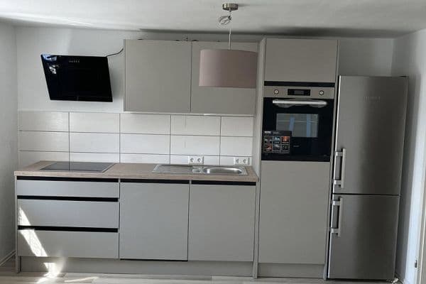 Prenájom bytu 2-izbový 75 m², Günzburg, Bavorsko Prenájom bytu 2-izbový 75 m², Günzburg, Bavorsko