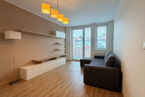 Prenájom bytu 2-izbový 53 m², Terezínská, Praha Prenájom bytu 2-izbový 53 m², Terezínská, Praha