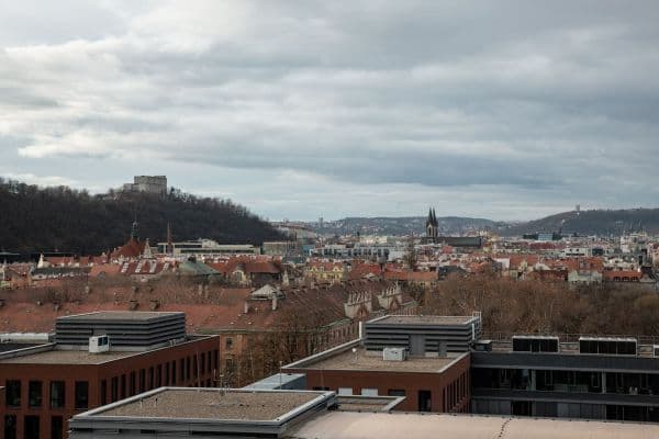 Prenájom bytu 1-izbový 30 m², Molákova, Praha Prenájom bytu 1-izbový 30 m², Molákova, Praha