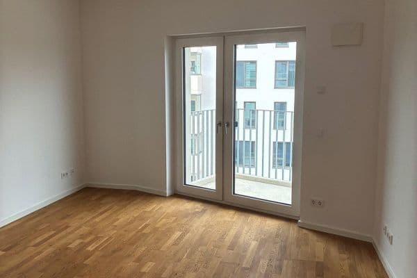 Prenájom bytu 2-izbový 40 m², Berlin, Berlín Prenájom bytu 2-izbový 40 m², Berlin, Berlín