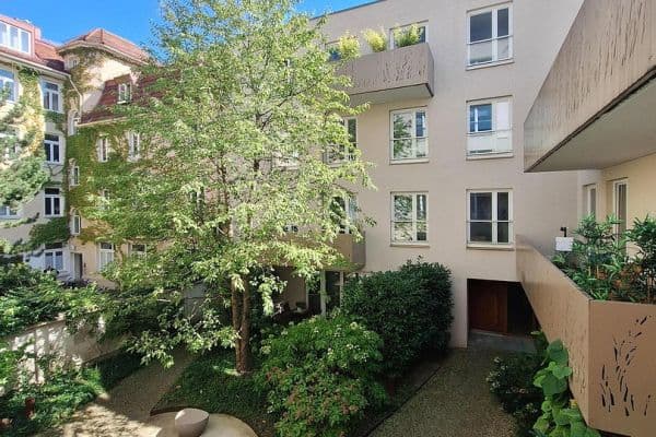 Prenájom bytu 3-izbový 78 m², München, Bavorsko Prenájom bytu 3-izbový 78 m², München, Bavorsko