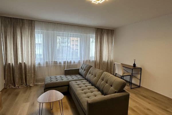 Prenájom bytu 2-izbový 56 m², Alexanderstraße 54, Stuttgart, Bádensko-Wurttembersko Prenájom bytu 2-izbový 56 m², Alexanderstraße 54, Stuttgart, Bádensko-Wurttembersko