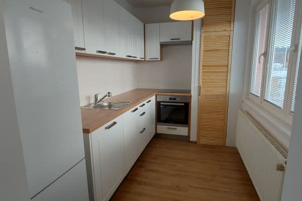 Prenájom bytu 2-izbový 53 m², Švermova, Beroun Prenájom bytu 2-izbový 53 m², Švermova, Beroun