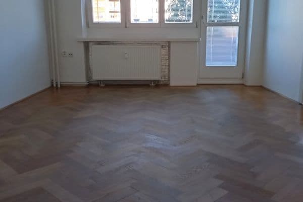 Predaj bytu 2-izbový 60 m², třída Tomáše Bati, Zlín, Zlínský kraj Predaj bytu 2-izbový 60 m², třída Tomáše Bati, Zlín, Zlínský kraj