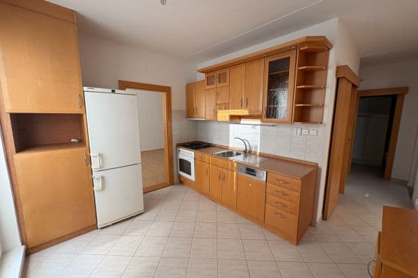 Prenájom bytu 3-izbový 70 m², Barvy, Brno Prenájom bytu 3-izbový 70 m², Barvy, Brno