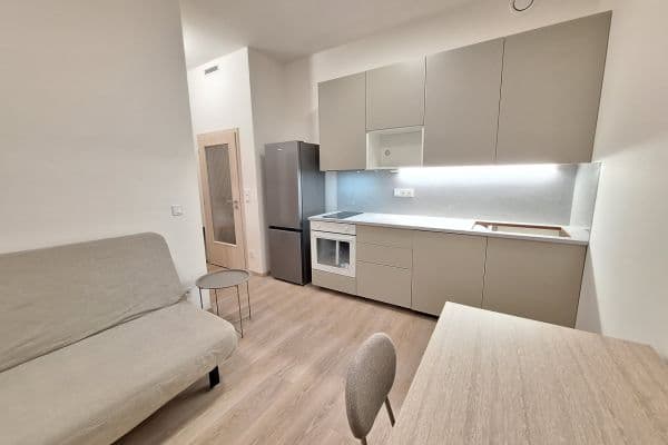 Prenájom bytu 2-izbový 32 m², Arnošta Staňka, Praha Prenájom bytu 2-izbový 32 m², Arnošta Staňka, Praha