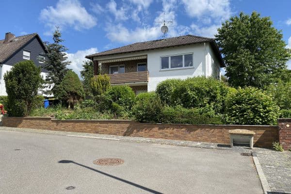 Prenájom bytu 3-izbový 91 m², Hünstetten Prenájom bytu 3-izbový 91 m², Hünstetten