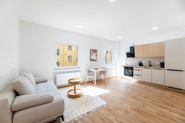 Prenájom bytu 2-izbový 60 m², Schoppershofstraße 32, Nürnberg Prenájom bytu 2-izbový 60 m², Schoppershofstraße 32, Nürnberg