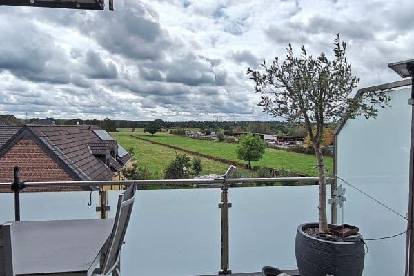 Prenájom bytu 3-izbový 72 m², Von-Coels-Str. 358, Aachen, Severné Porýnie - Westfálsko Prenájom bytu 3-izbový 72 m², Von-Coels-Str. 358, Aachen, Severné Porýnie - Westfálsko