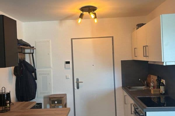 Prenájom bytu 1-izbový 33 m², Steinstraße 60, Konstanz, Bádensko-Wurttembersko Prenájom bytu 1-izbový 33 m², Steinstraße 60, Konstanz, Bádensko-Wurttembersko