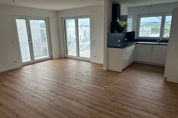 Prenájom bytu 3-izbový 97 m², Hühnlesäcker 4, 74360 Ilsfeld, Ilsfeld Prenájom bytu 3-izbový 97 m², Hühnlesäcker 4, 74360 Ilsfeld, Ilsfeld