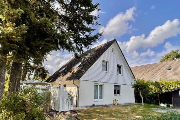 Predaj domu 110 m², pozemok 440 m², Fichtestraße, Hoppegarten-Waldesruh Predaj domu 110 m², pozemok 440 m², Fichtestraße, Hoppegarten-Waldesruh