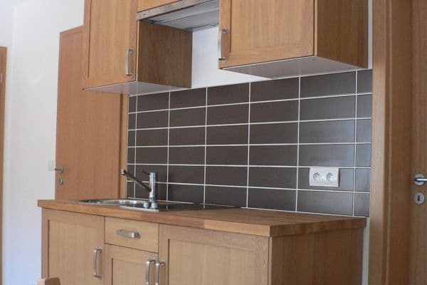Prenájom bytu 2-izbový 37 m², U Vodoteče, SO POÚ Beroun Prenájom bytu 2-izbový 37 m², U Vodoteče, SO POÚ Beroun