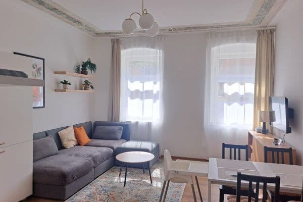 Prenájom bytu 3-izbový 53 m², Hamerská, Březová Prenájom bytu 3-izbový 53 m², Hamerská, Březová