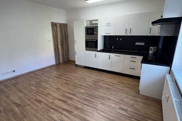 Prenájom bytu 2-izbový 62 m², Netušilova, Brno Prenájom bytu 2-izbový 62 m², Netušilova, Brno