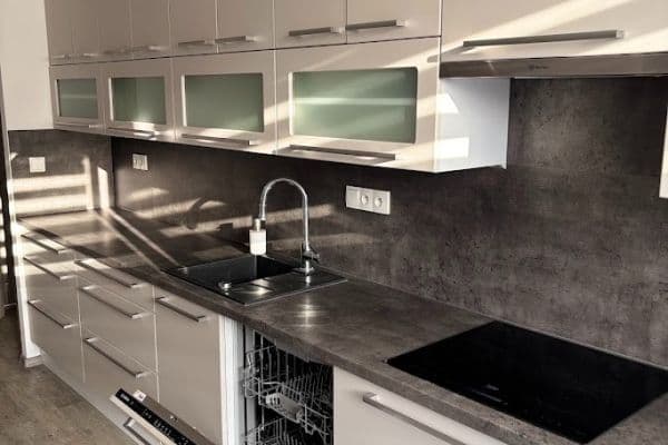 Prenájom bytu 3-izbový 65 m², Velká Hradební, Ústí nad Labem Prenájom bytu 3-izbový 65 m², Velká Hradební, Ústí nad Labem