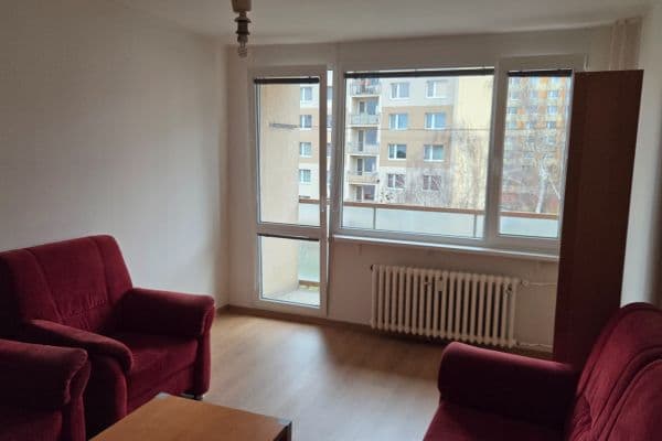 Prenájom bytu 2-izbový 54 m², Stavbařů, Roudnice nad Labem, Ústecký kraj Prenájom bytu 2-izbový 54 m², Stavbařů, Roudnice nad Labem, Ústecký kraj