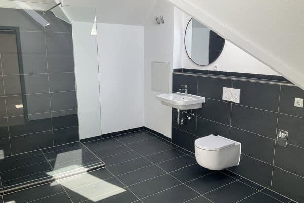 Predaj bytu 4-izbový 100 m², Speyer Predaj bytu 4-izbový 100 m², Speyer