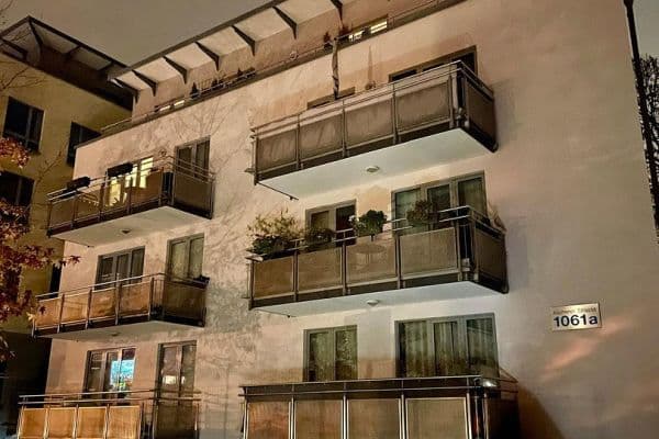 Prenájom bytu 2-izbový 80 m², Köln, Severné Porýnie - Westfálsko Prenájom bytu 2-izbový 80 m², Köln, Severné Porýnie - Westfálsko