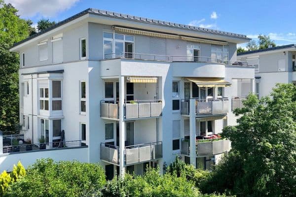 Prenájom bytu 6-izbový 146 m², Nürtingen Prenájom bytu 6-izbový 146 m², Nürtingen