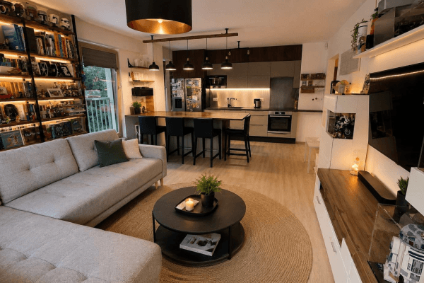 Prenájom bytu 4-izbový 90 m², Jinonická, Praha Prenájom bytu 4-izbový 90 m², Jinonická, Praha