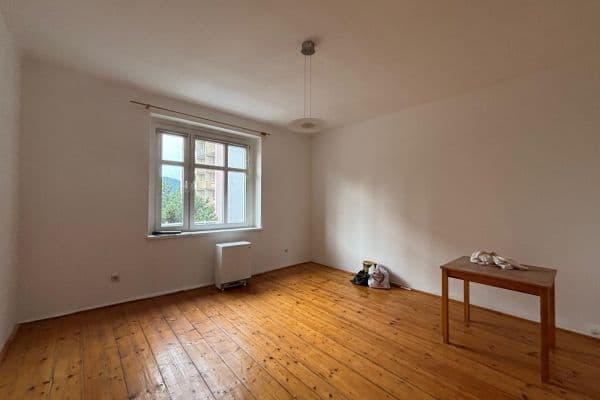 Prenájom bytu 1-izbový 42 m², Rakovnická, SO POÚ Děčín Prenájom bytu 1-izbový 42 m², Rakovnická, SO POÚ Děčín