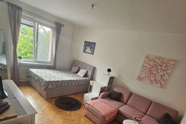 Predaj bytu 1-izbový 38 m², Střekovské nábřeží, Ústí nad Labem Predaj bytu 1-izbový 38 m², Střekovské nábřeží, Ústí nad Labem