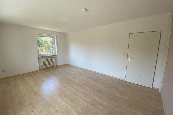 Prenájom bytu 3-izbový 80 m², Jean-Paul-Allee 1, Neustadt bei Coburg Prenájom bytu 3-izbový 80 m², Jean-Paul-Allee 1, Neustadt bei Coburg