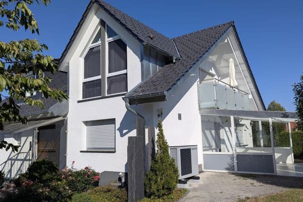 Predaj domu 247 m², pozemok 838 m², Bad Liebenzell Predaj domu 247 m², pozemok 838 m², Bad Liebenzell