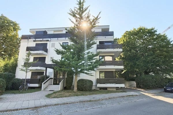 Prenájom bytu 1-izbový 42 m², München, Bavorsko Prenájom bytu 1-izbový 42 m², München, Bavorsko