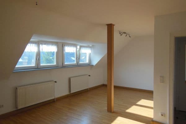 Prenájom bytu 3-izbový 72 m², Krefeld Prenájom bytu 3-izbový 72 m², Krefeld