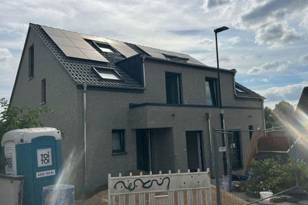 Predaj domu 155 m², pozemok 347 m², Oberweg 6, Kerpen Predaj domu 155 m², pozemok 347 m², Oberweg 6, Kerpen