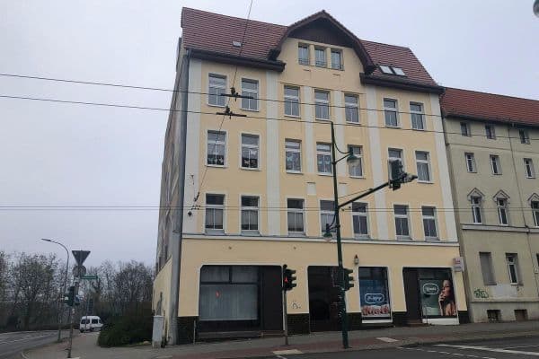 Prenájom bytu 3-izbový 75 m², Eisenbahnstraße 46, Eberswalde, Brandenbursko Prenájom bytu 3-izbový 75 m², Eisenbahnstraße 46, Eberswalde, Brandenbursko