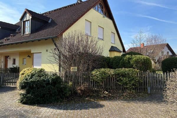 Predaj domu 126 m², pozemok 530 m², Stegaurach Predaj domu 126 m², pozemok 530 m², Stegaurach