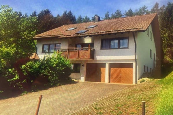Predaj domu 305 m², pozemok 931 m², Balingen-Endingen Predaj domu 305 m², pozemok 931 m², Balingen-Endingen