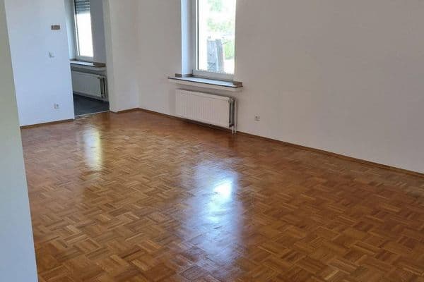 Prenájom bytu 3-izbový 116 m², Recklinghausen Prenájom bytu 3-izbový 116 m², Recklinghausen