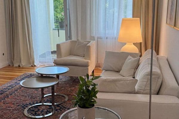 Prenájom bytu 2-izbový 64 m², Berlin, Berlín Prenájom bytu 2-izbový 64 m², Berlin, Berlín