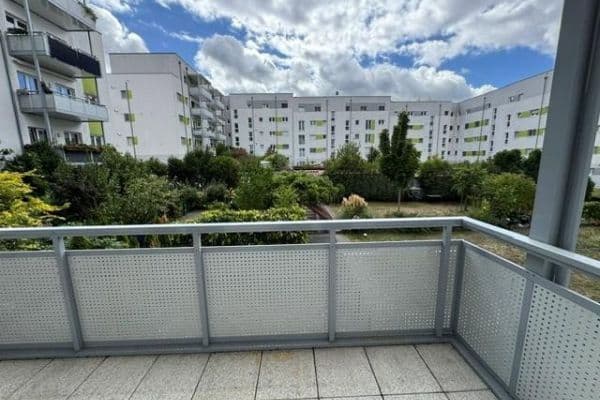 Prenájom bytu 3-izbový 82 m², Am Jessenapfel 3, Frankfurt, Hesensko Prenájom bytu 3-izbový 82 m², Am Jessenapfel 3, Frankfurt, Hesensko