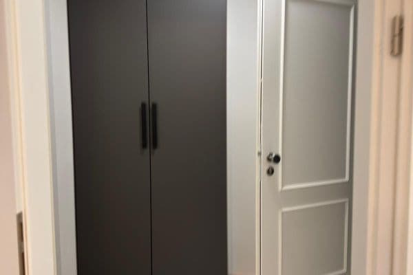 Prenájom bytu 2-izbový 42 m², Varšavská, Prague Prenájom bytu 2-izbový 42 m², Varšavská, Prague